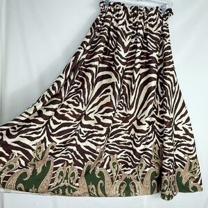 Madison Italy Maxi Skirt Women’s Size S/M Flare Elastic Waist Animal Print
